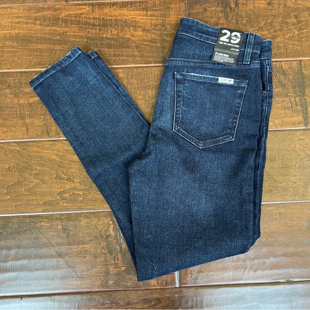 NWT - Joe’s Jeans “Vela” High Rise Skinny Ankle - Size 29
